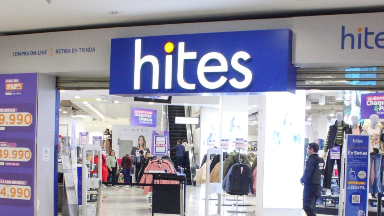 Hites reduce pérdidas pero sigue en números rojos