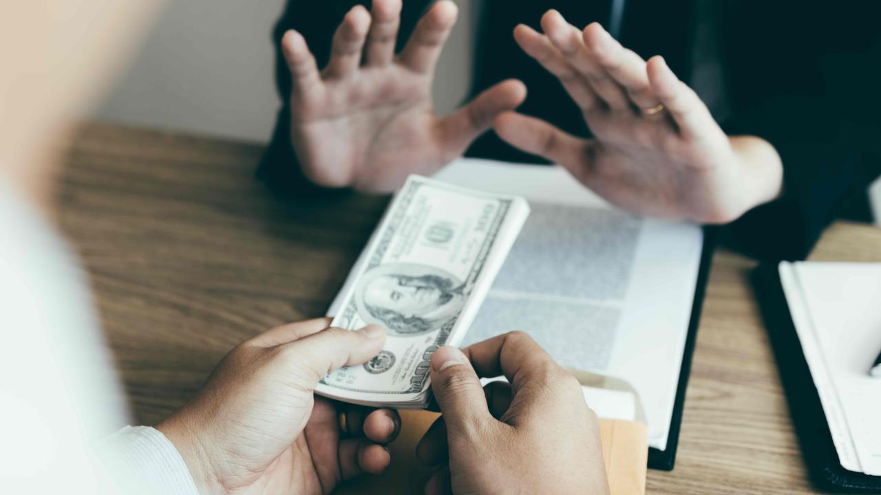 Factoring no bancario: el informe de Feller Rate que prende alertas