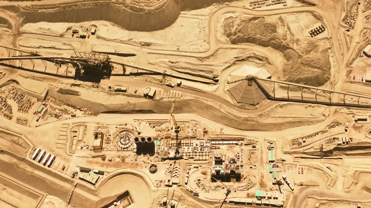 Mina en Atacama vuelve a operar tras falla