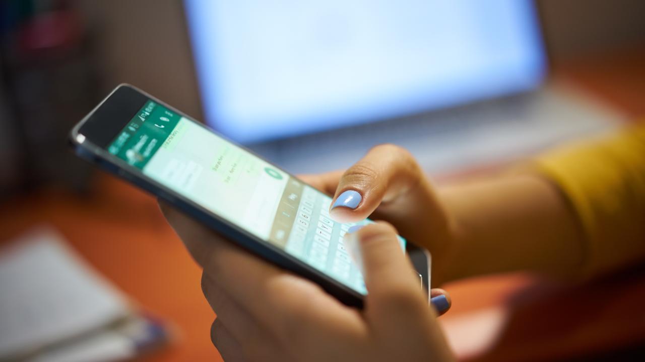 Regulador multa por segunda vez a Santander por uso de WhatsApp entre sus ejecutivos