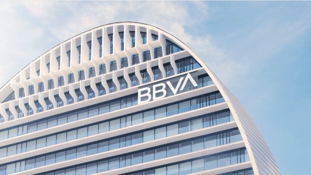 BBVA capta US$813 millones de fortunas latinas 