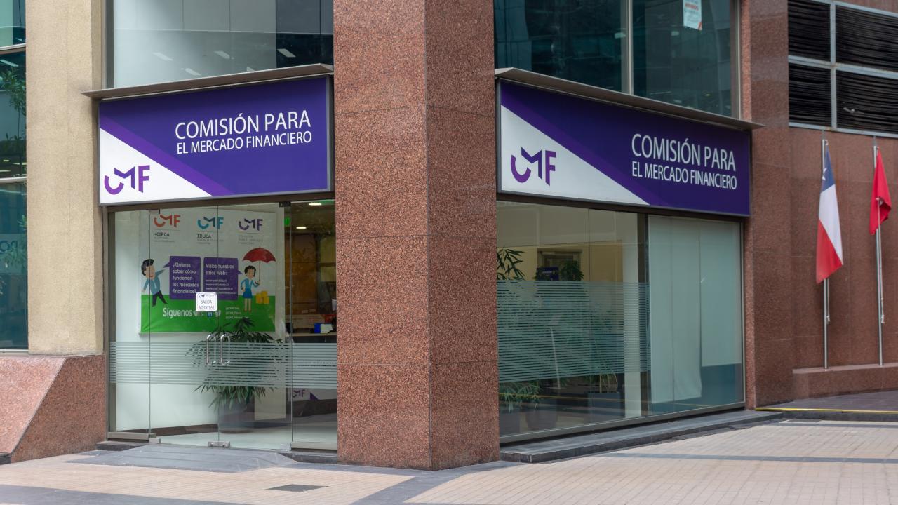 CMF sube presión sobre auditoras externas  